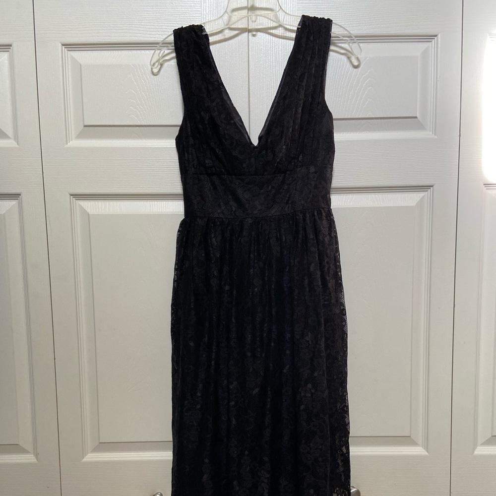 🆕GORGEOUS LACE DRESS TO WEAR YEAR ROUND. SIZE 8. GOING TO LOVE THIS DRESS. - Picture 4 of 6